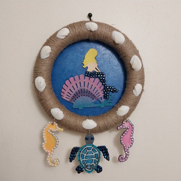 HANDMADE MERMAID BEACHY AQUATIC WALL HANGER - Picture 1 of 1